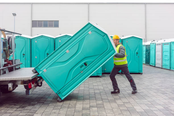 Portable Toilet Options We Offer in Fairbank, IA