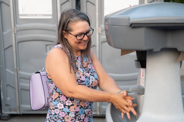 Best High-end porta potty rental  in Fairbank, IA